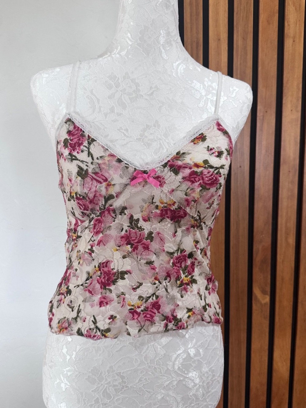 Vibe camisole size medium 16 inches pit to pit.